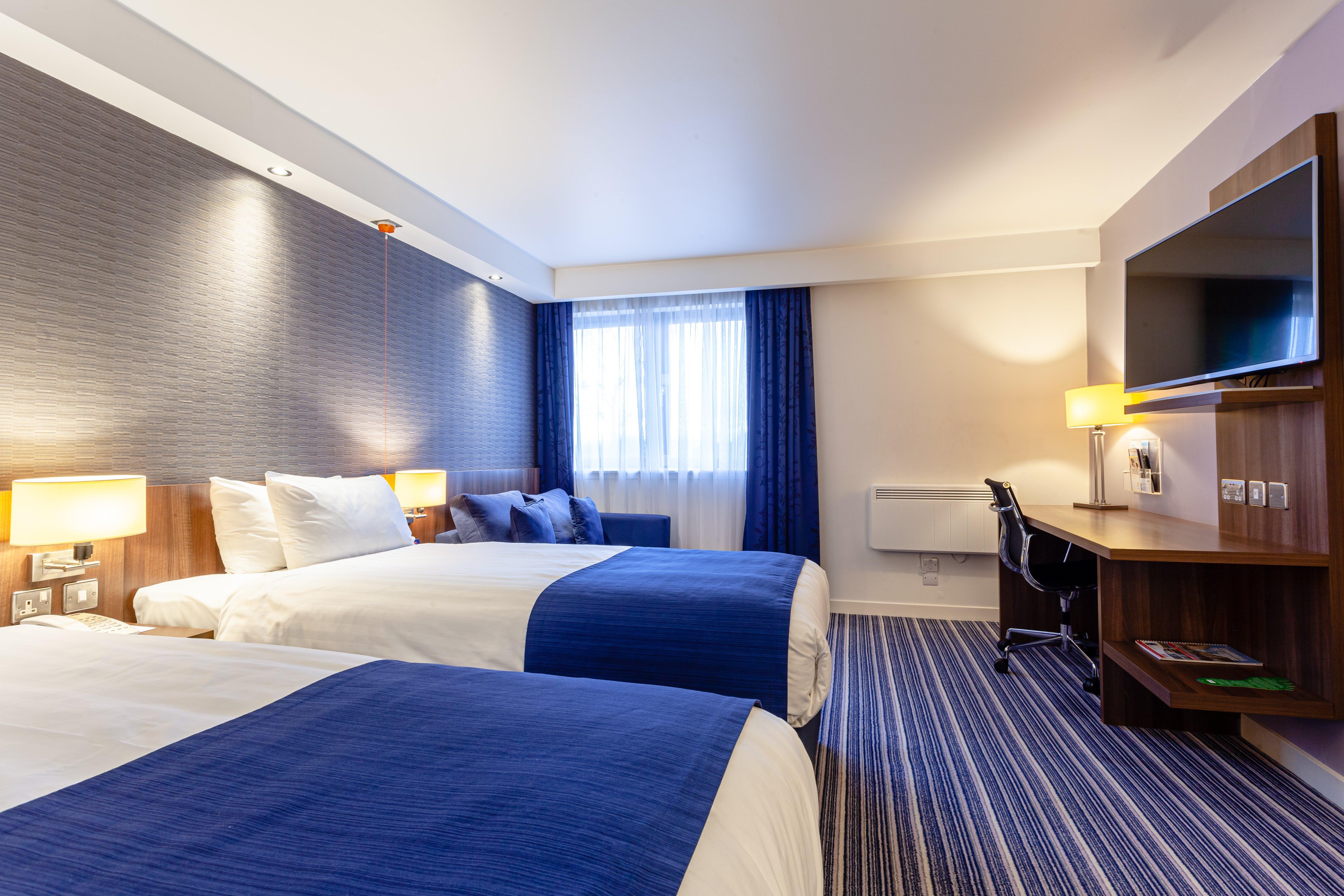 Doubletree By Hilton Edinburgh Airport Hotel Ingliston Kültér fotó